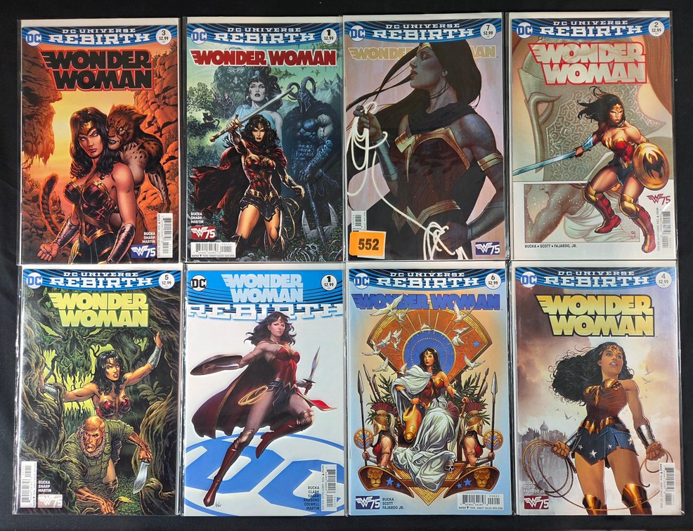 Wonder Woman - 8 pieces