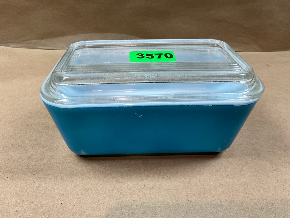 Blue Pyrex Refrigerator Dish With Lid