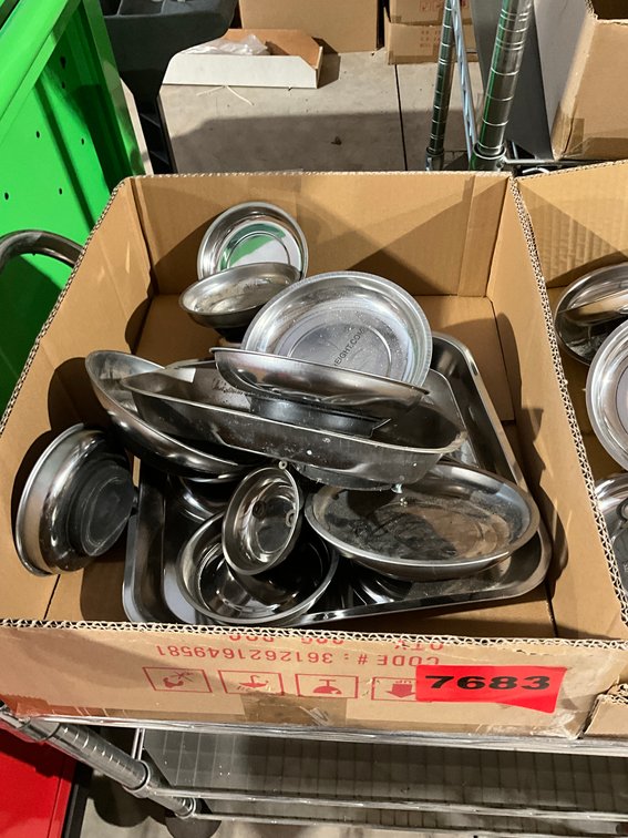 Box of Asstd Magnetic Trays