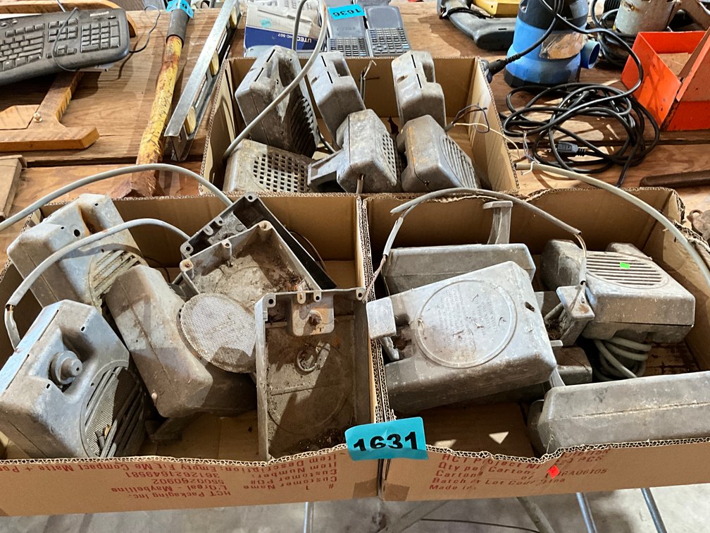 3 Boxes Drive In Movie Speakers