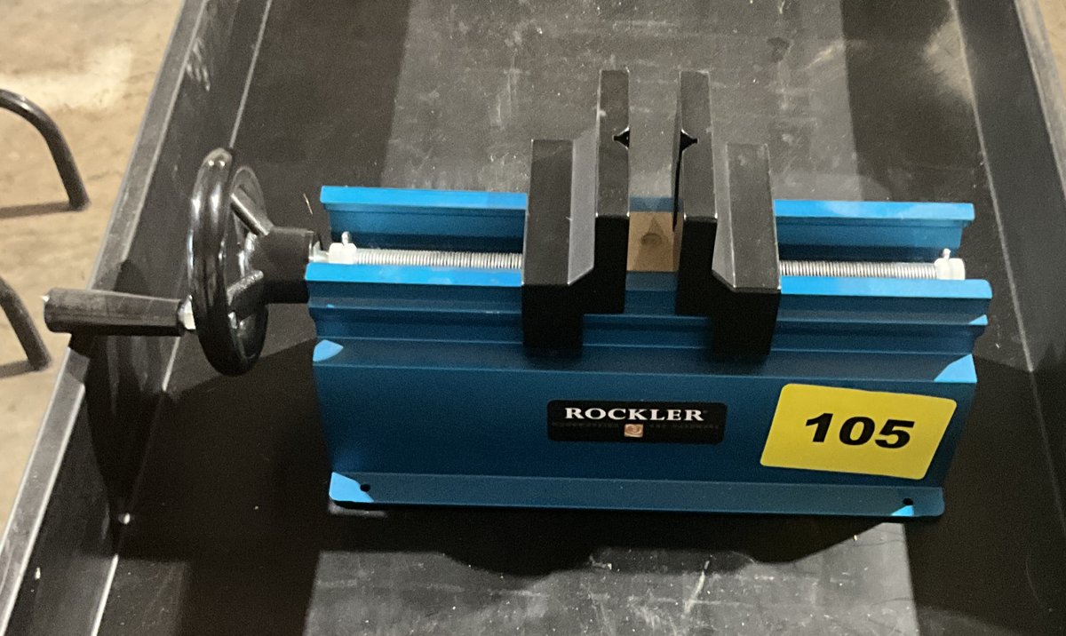 Rockler Woodworking Vise