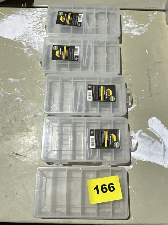 5 Sm. Plano Plastic Containers