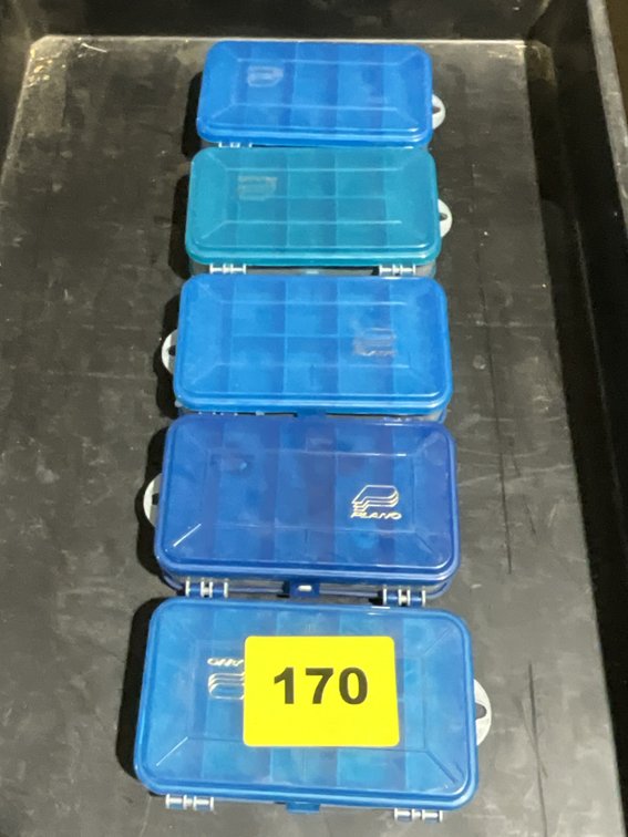 5 Sm. Plano Plastic Containers
