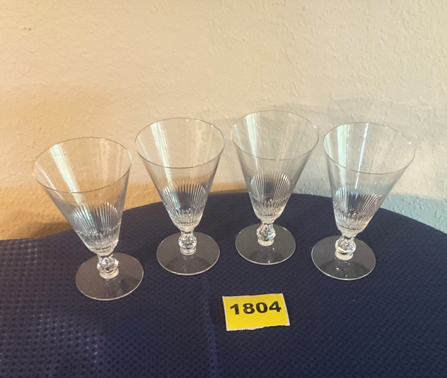 4 Pc Glassware Set