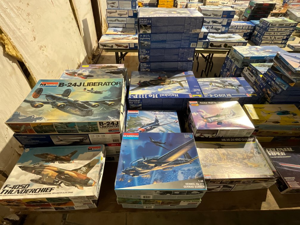 Image for Lifetime Scale Model Kit Collection