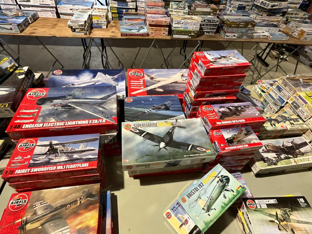 Image for Lifetime Scale Model Kit Collection
