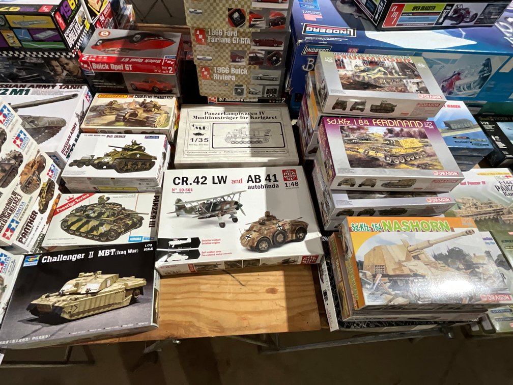 Image for Lifetime Scale Model Kit Collection