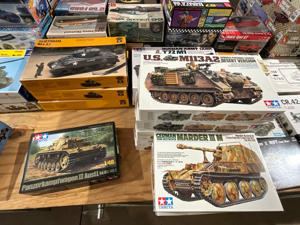 Image for Lifetime Scale Model Kit Collection