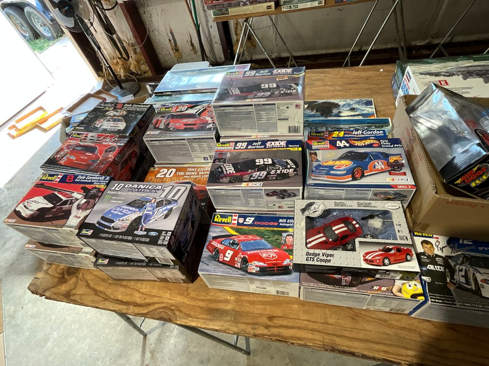 Image for Lifetime Scale Model Kit Collection