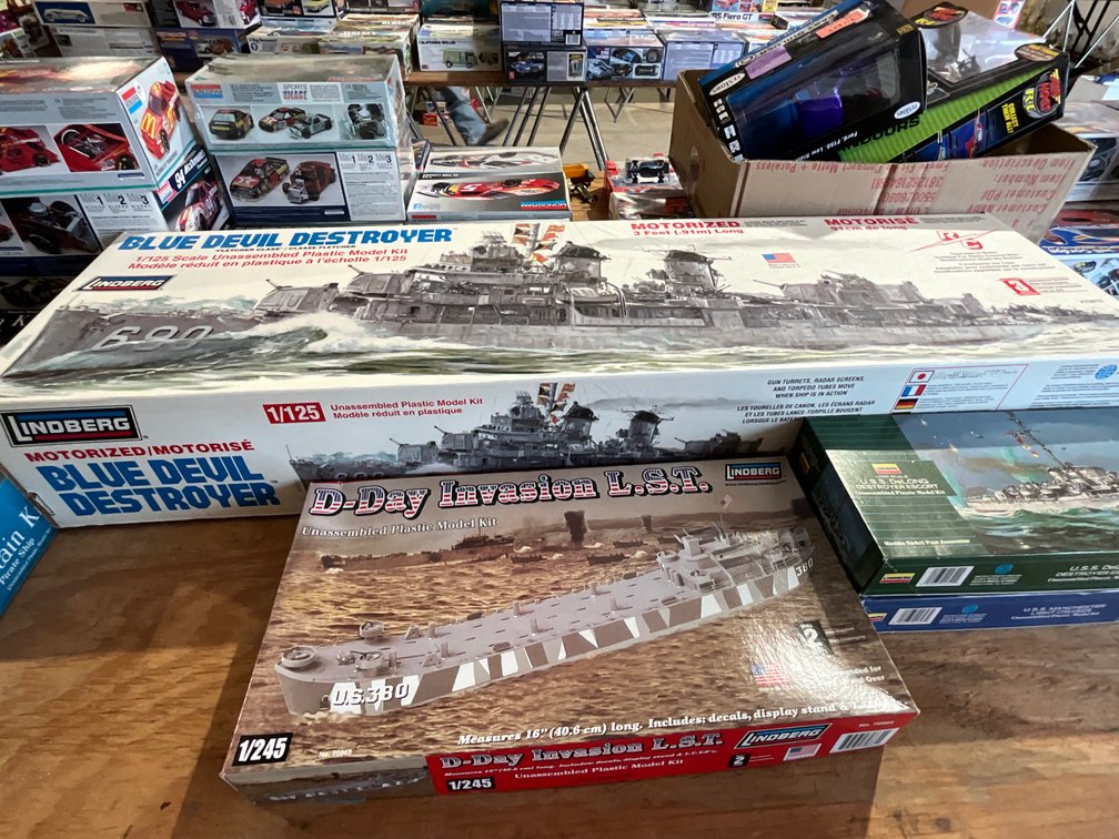 Image for Lifetime Scale Model Kit Collection