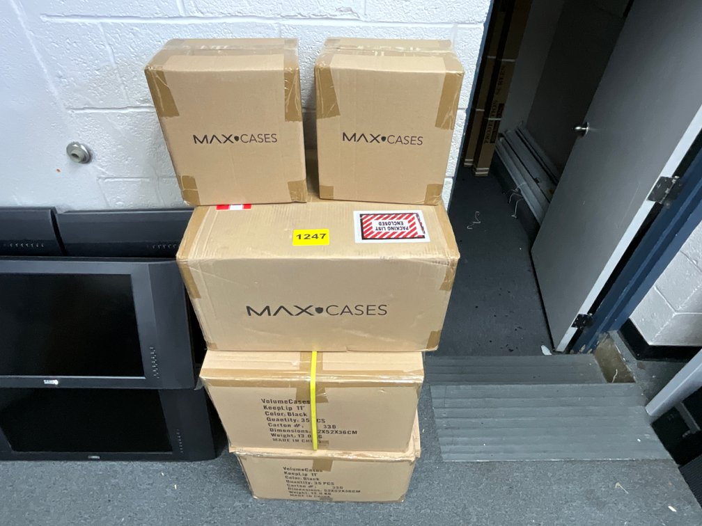 5 Boxes of Laptop Cases (New)