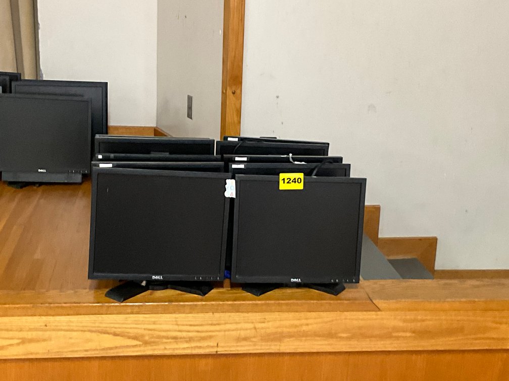10 Dell Monitors