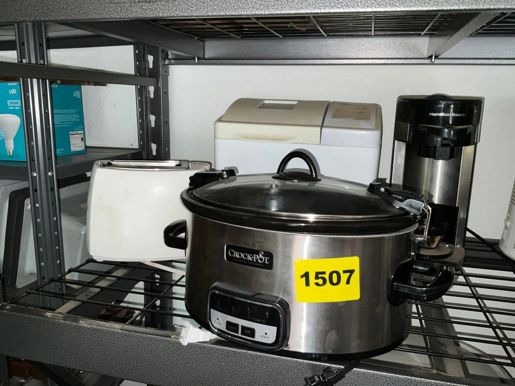 Crock Pot Original Slow Cooker, Toastmaster Toaster, West Bend Bread Maker, Ect