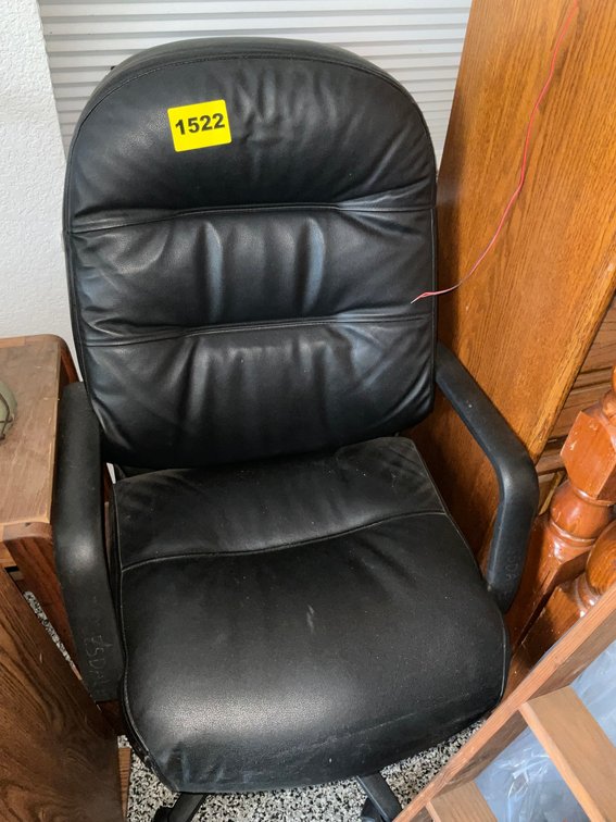 1 Black Leather Style Office Chair