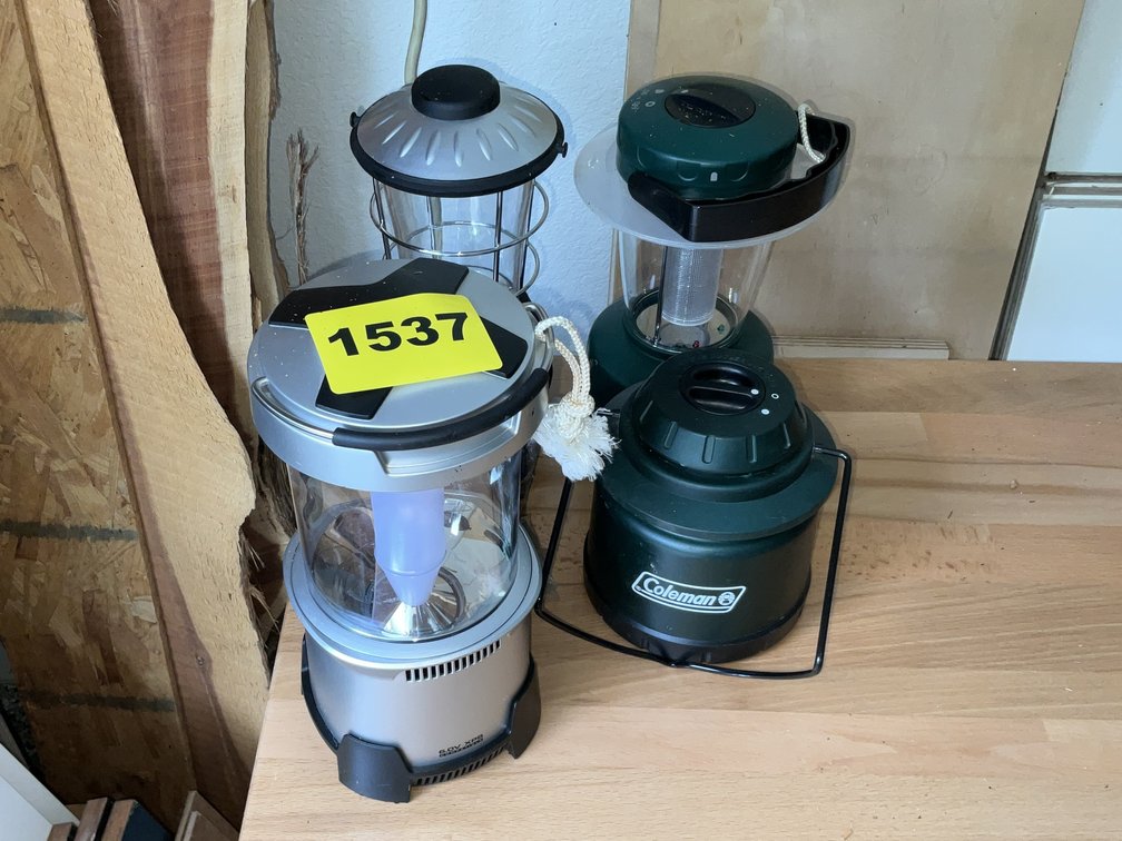 4 Lantern Style Battery Powered Lights
