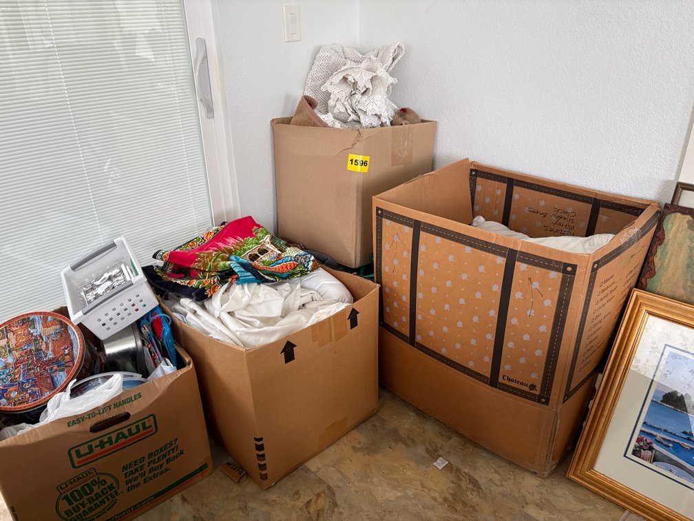 4 Boxes & Contents Bedding, Christmas Decor, Tapestry, Rugs