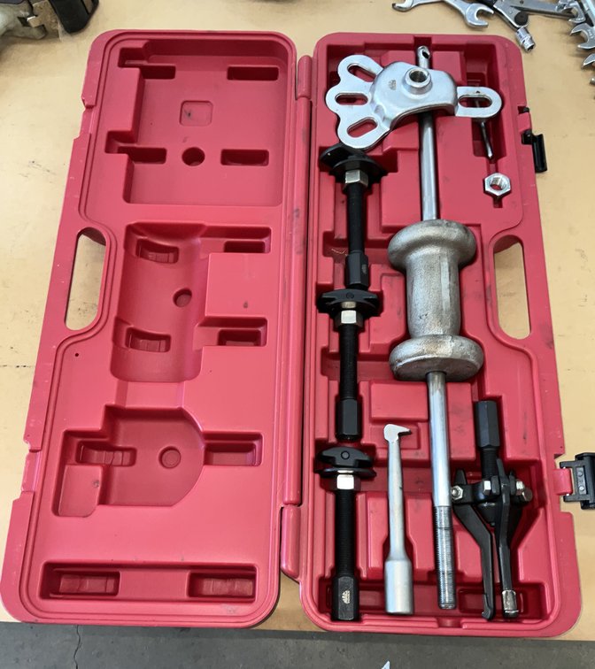 Mac Master Axle Puller