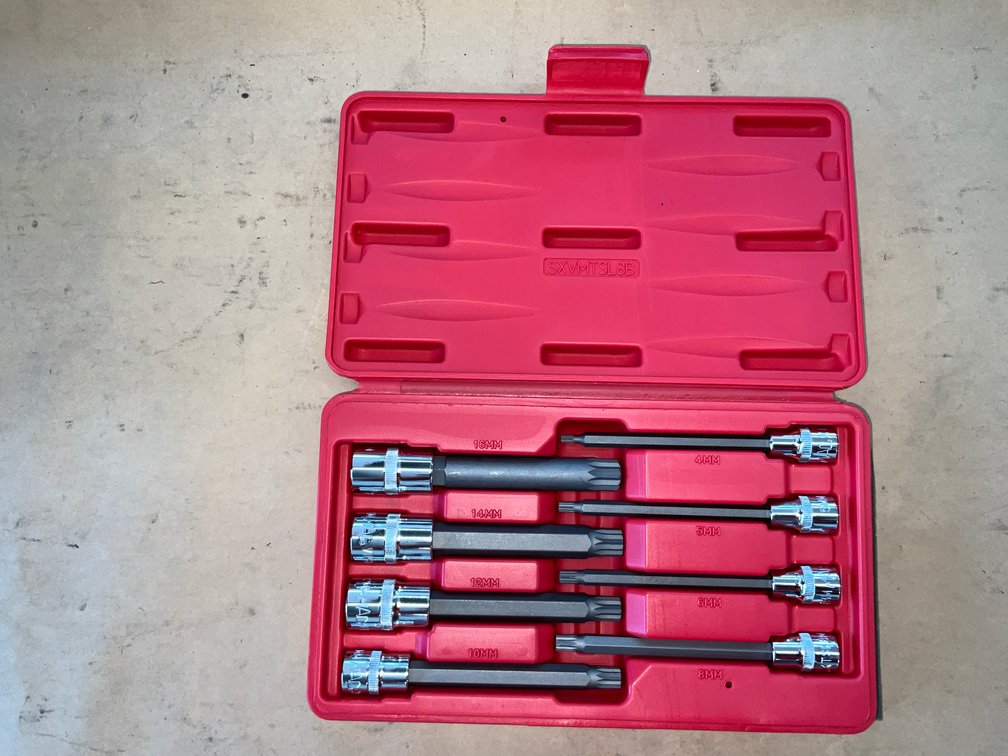 Mac # SXVMT5L8B 3/8" & 1/2" Drive Torque Sockets
