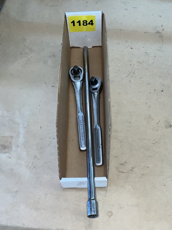 2 Craftsman 1/2" Drive Ratchets & Craftsman 1/2" Drive 20" Extension