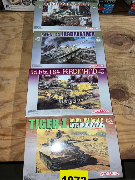 4 Dragon Models 1/72 Scale #7204 #7212 #7202 #7203