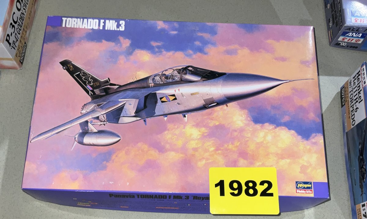 1 Hasegawa Model 1/72 Scale #04031