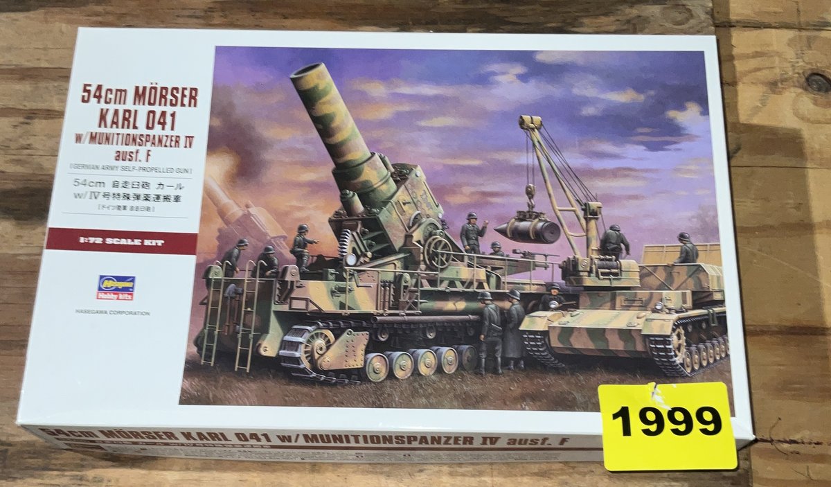 1 Hasegawa Model 1/72 Scale #M556