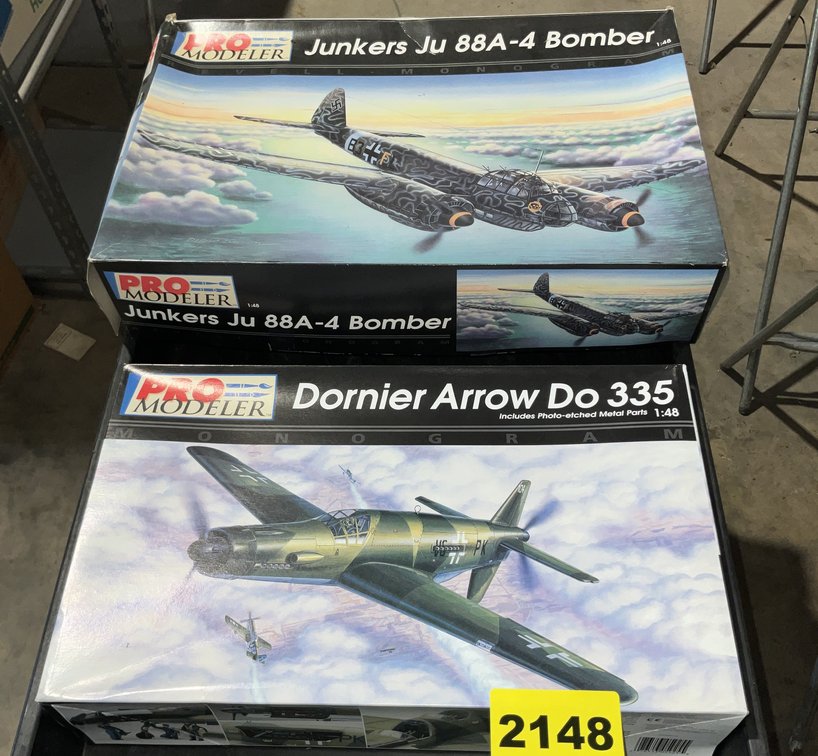 Pro Modeler #5923 1/48 Scale Model Plane W #85-5848