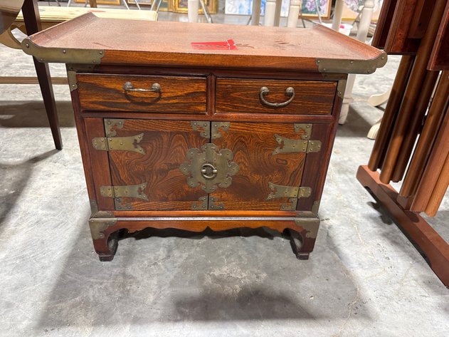 Image for Heirlooms & Household Online Auction