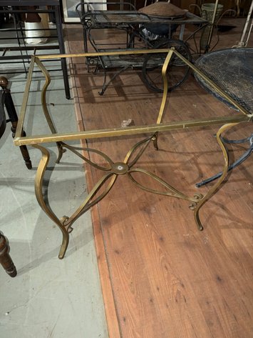 Image for Vintage Vogue: Furniture & Decor Auction
