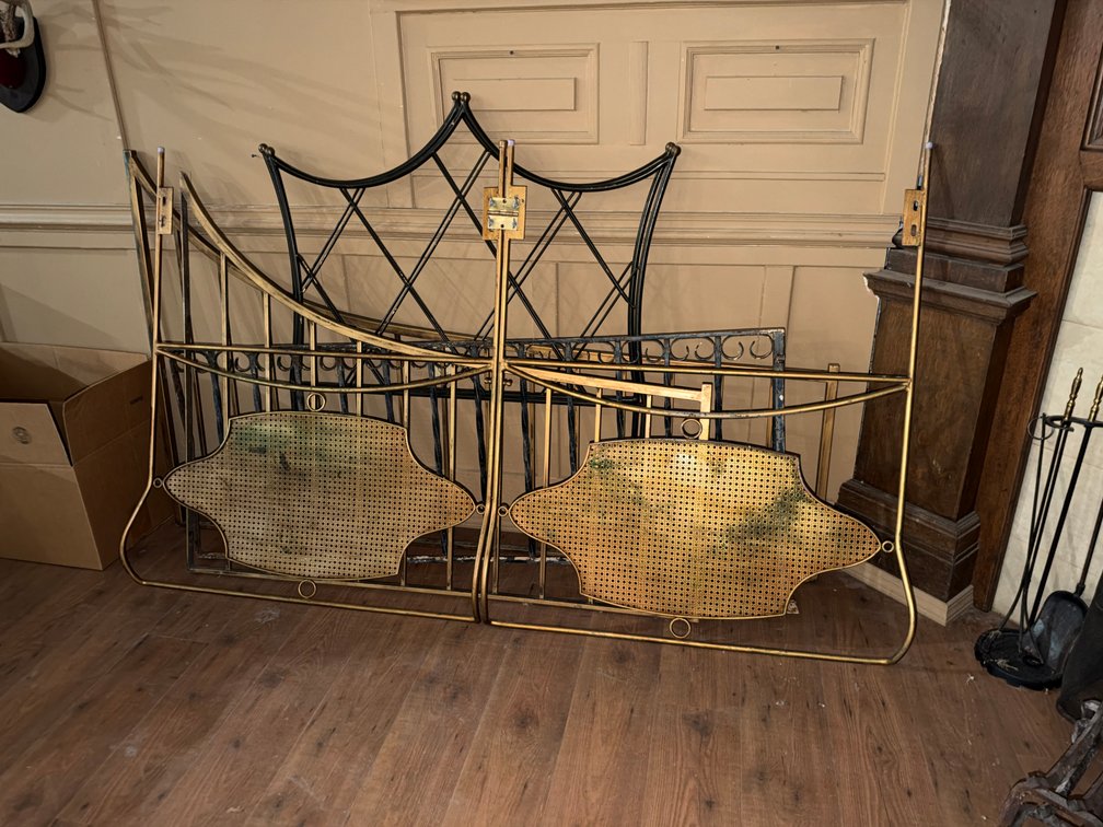 Image for Vintage Vogue: Furniture & Decor Auction