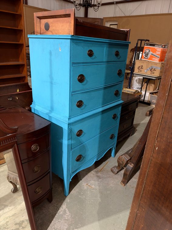 Image for Vintage Vogue: Furniture & Decor Auction