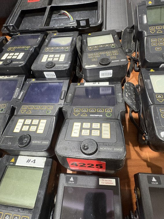 1 Nortec 2000S And 1 Sonic 1000 Flow Detector - No Batteries
