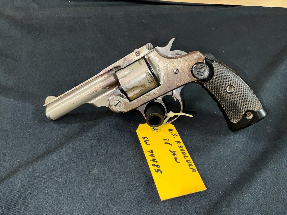 U.S. Revolver Tip Up Revolver 38 S&W