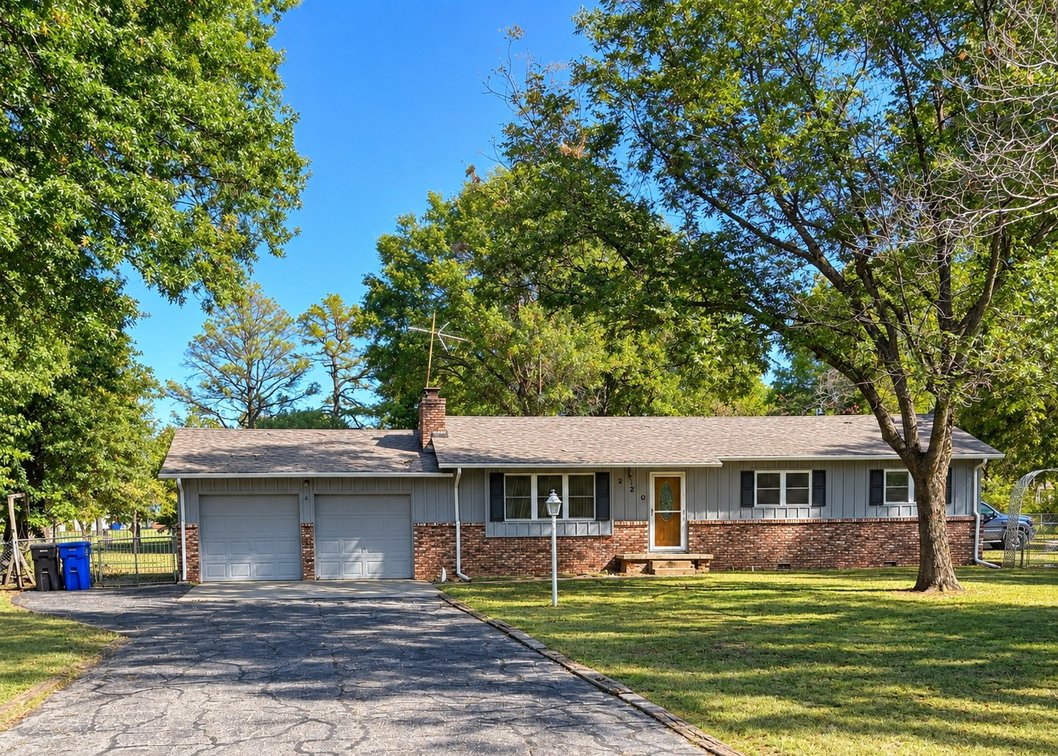 Image for Trustee's Real Estate Auction - Broken Arrow