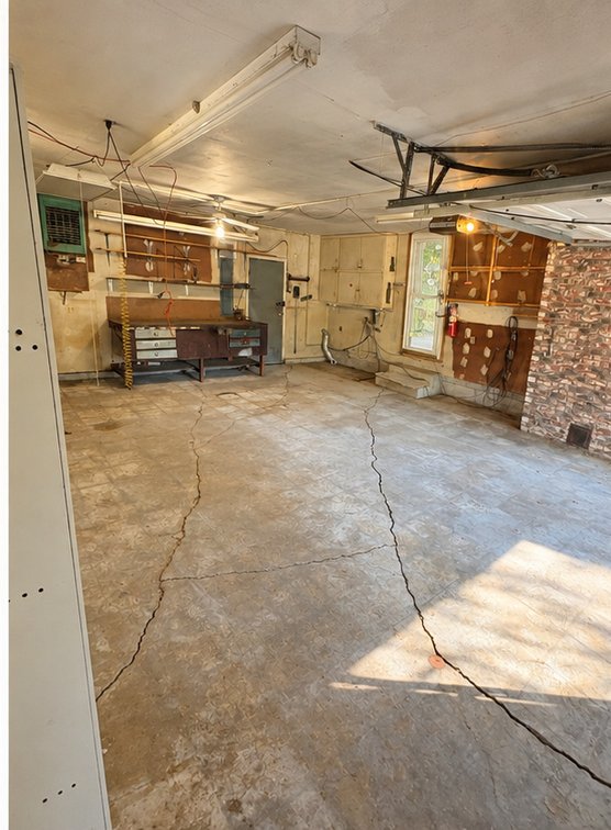 Image for Trustee's Real Estate Auction - Broken Arrow