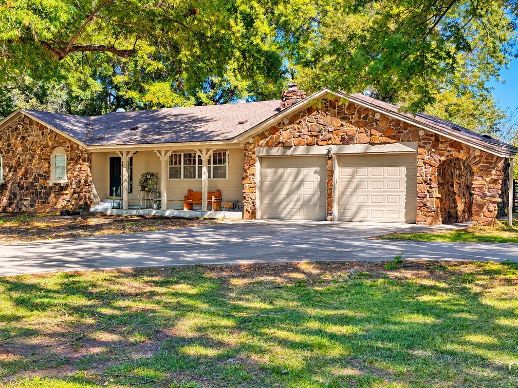 Image for Trustee's Real Estate Auction - Coweta