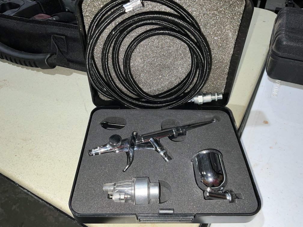 Mac Tools Air Brush With 5 Ft. Braided Hose