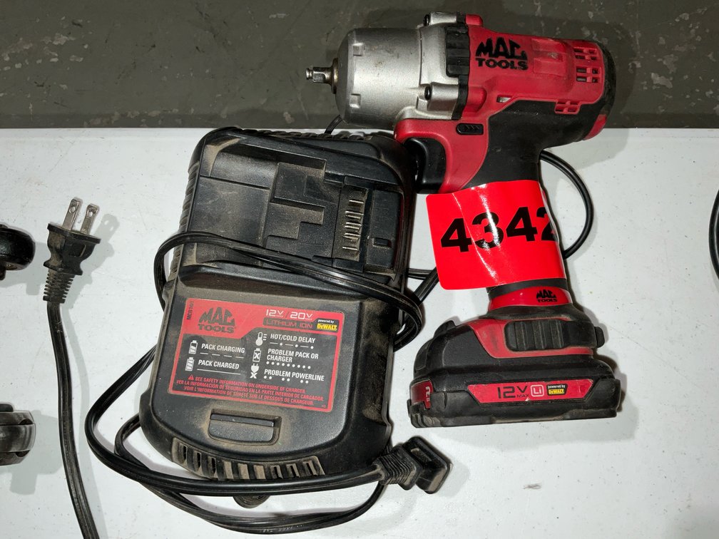 Mac 12V 1/4" Drive Impact Driver With Charger