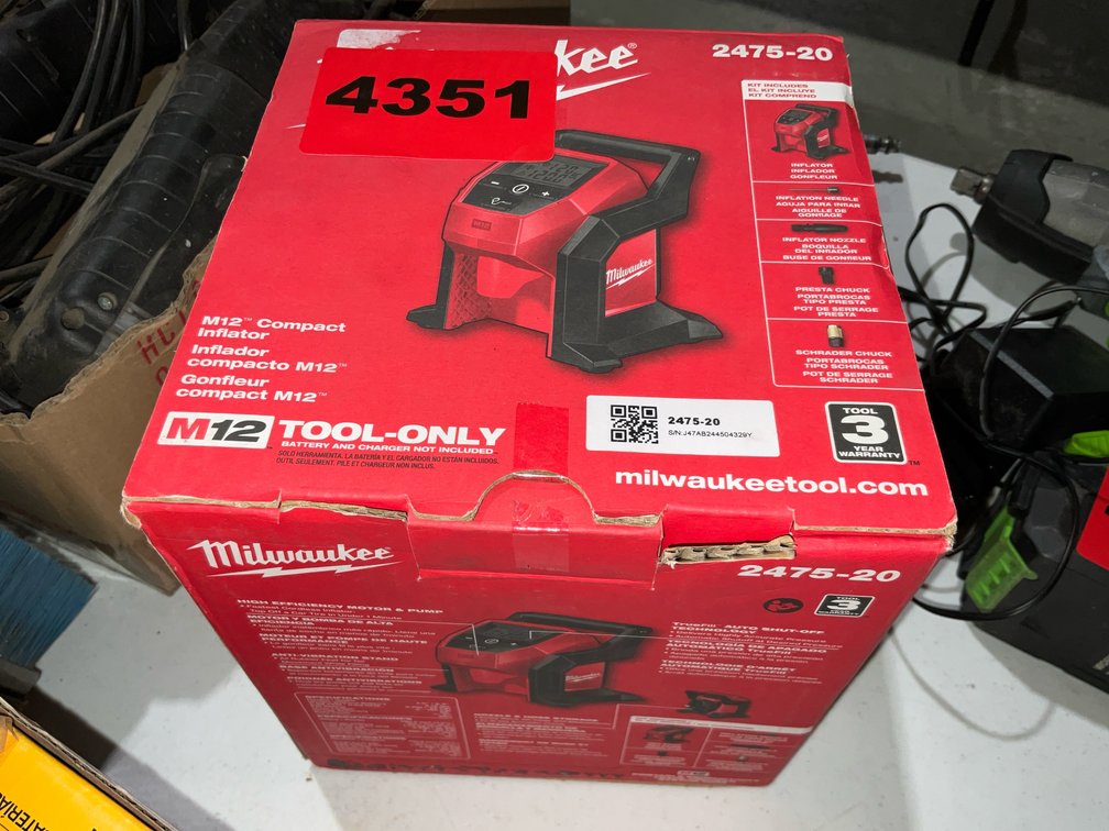 Milwaukee M12 Compact Inflator