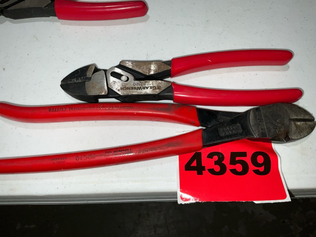Knipex High Leverage Diagonal Cutter, Gear Wrench Diagonal Cutting Pliers, 2 Pcs.
