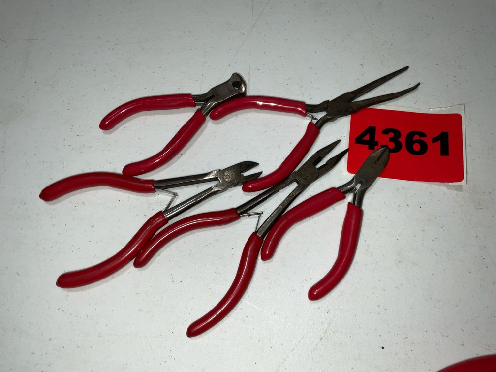 Matco 5 Pc. Pliers And Wire Cutters