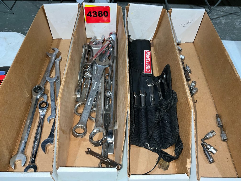 4 Boxes Assorted End Wrenches, Torx Bits