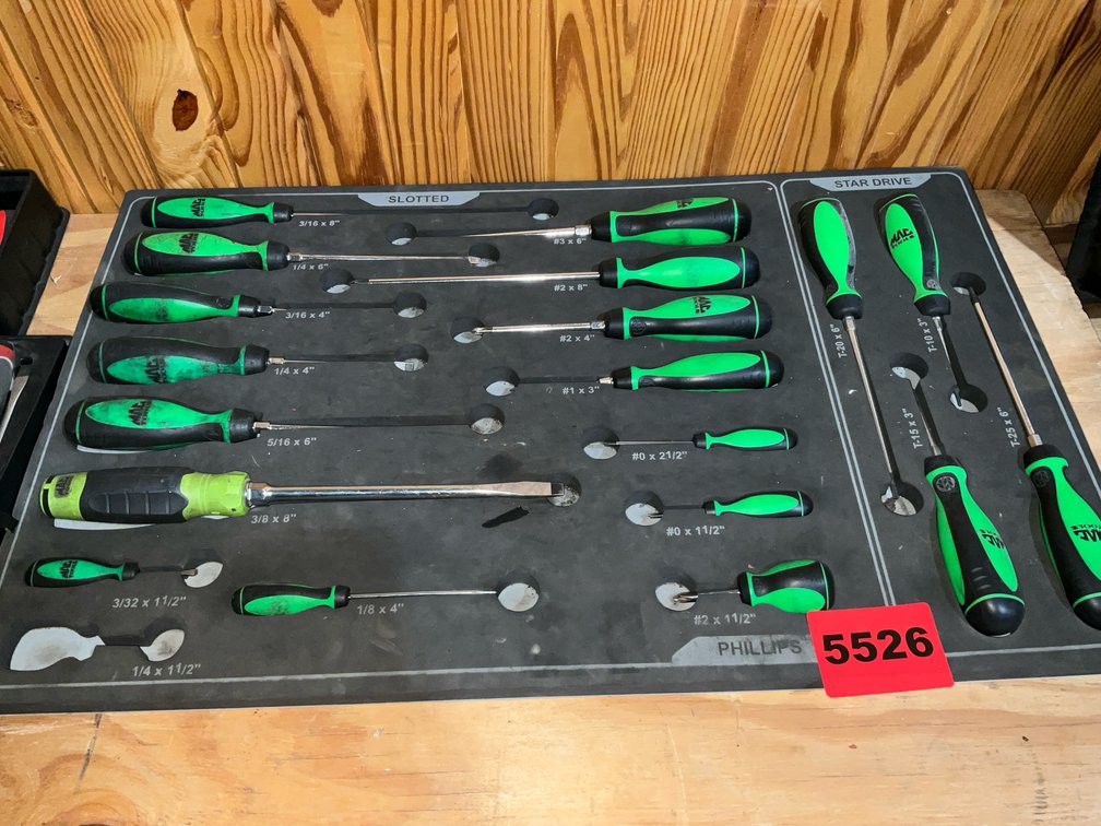 Mac Tools 15 Pc. Slotted, Phillips, Star Drivers