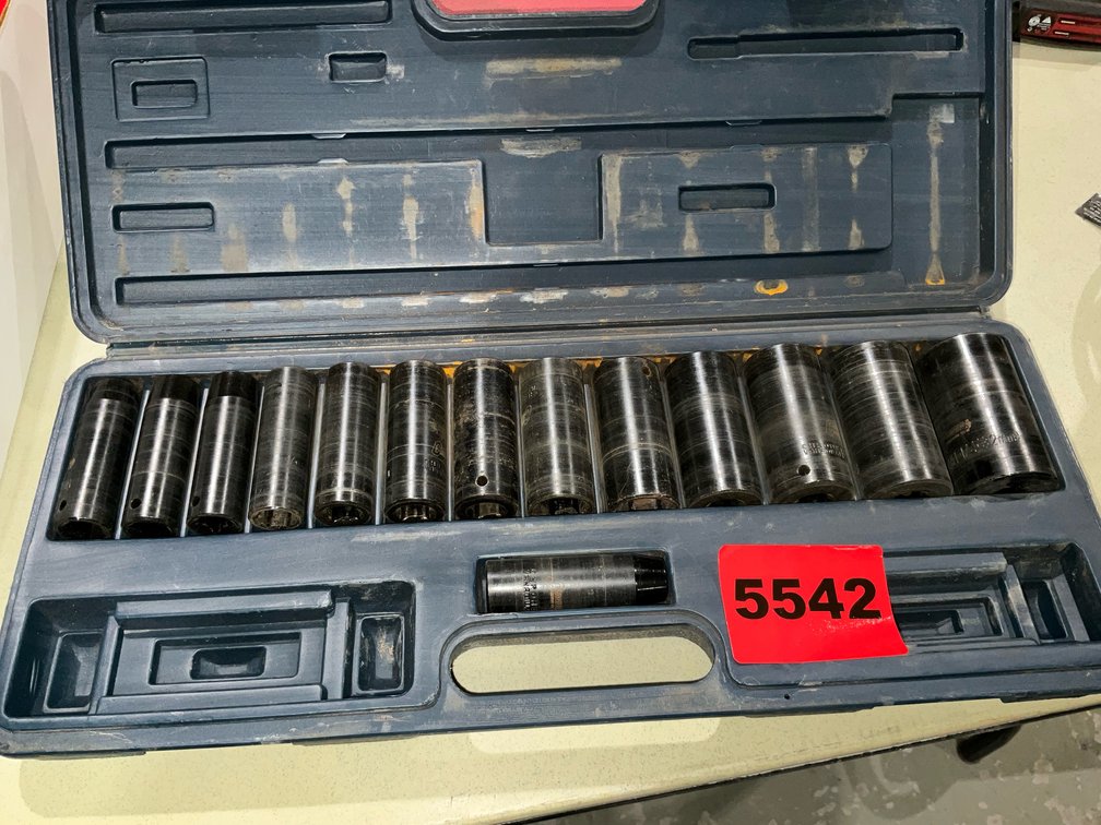 Cummins Impact Sockets, 3/8"\1 1/4"