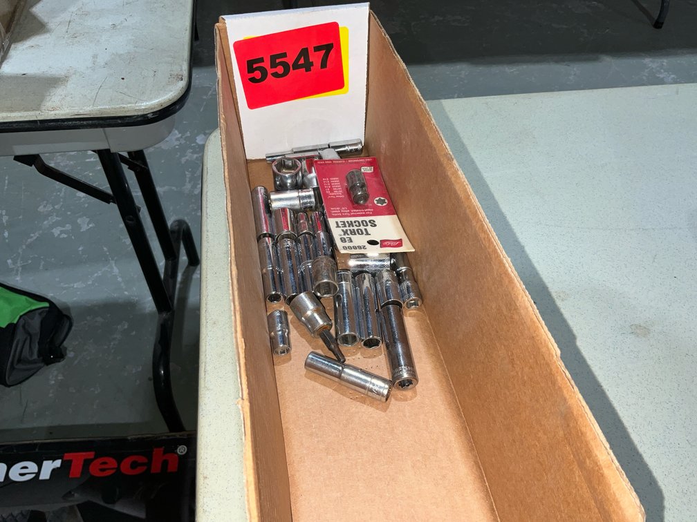 Assorted 1/4" Sockets