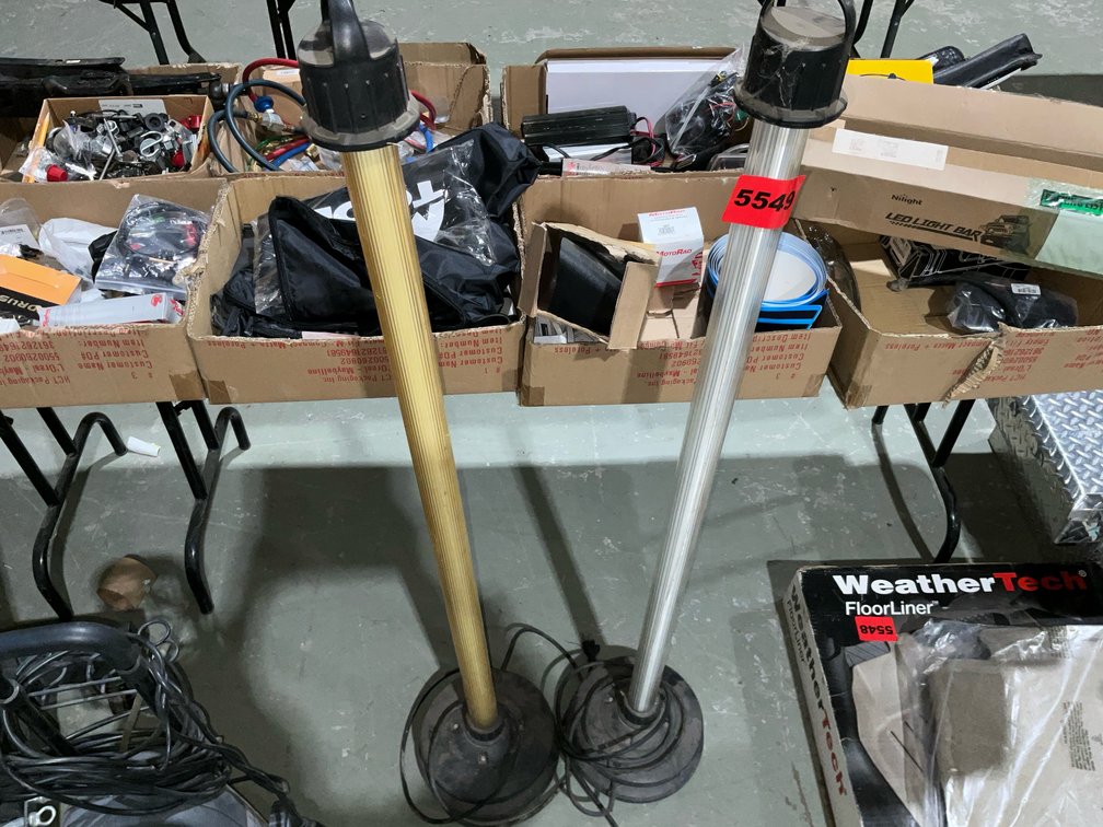 2 Shop Lights