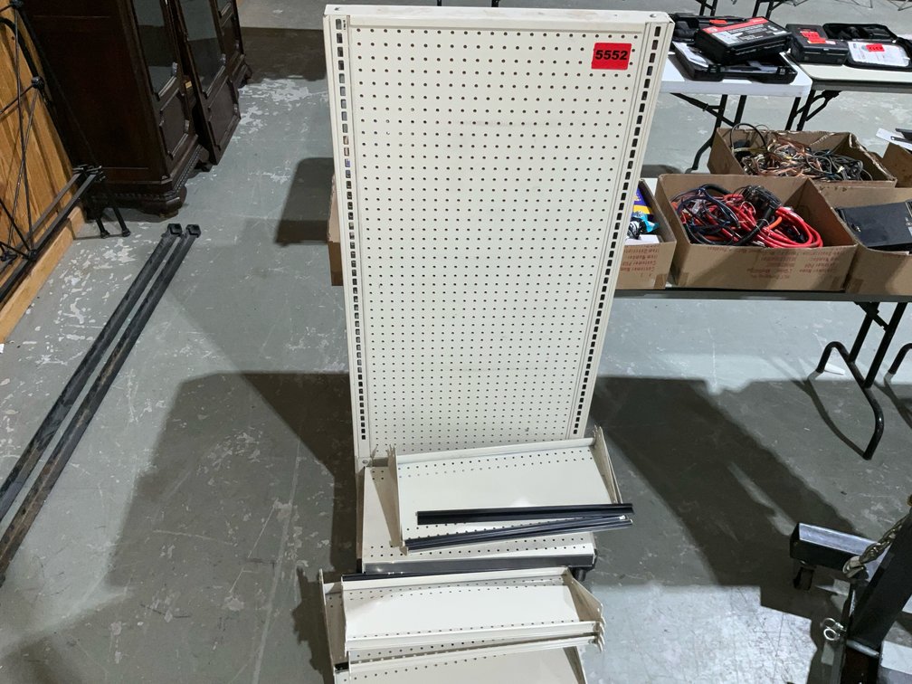 Lot 5552