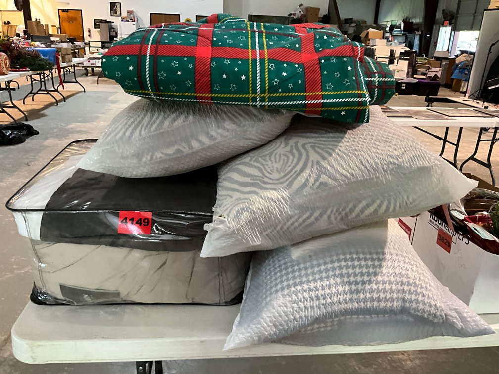 Misc. Bedding Lot 