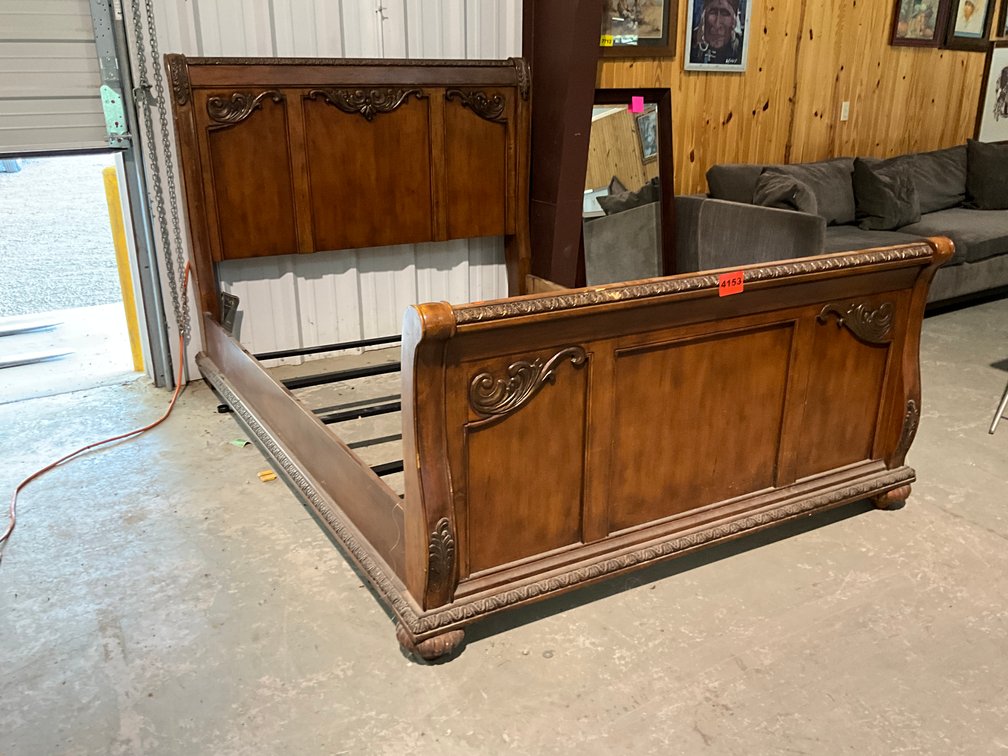 Queen Sized Bed Frame 