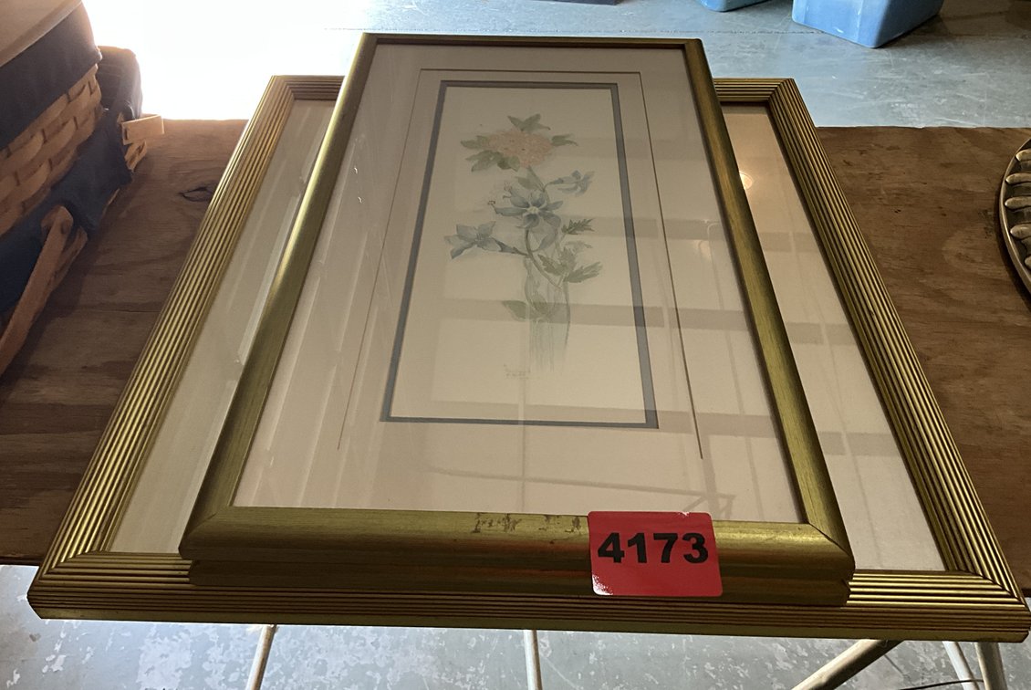 2 Pcs Of Art 